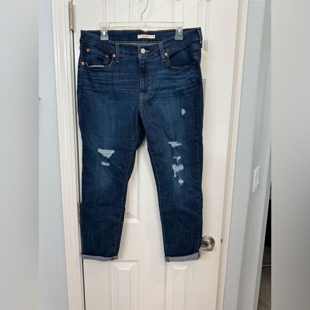 Boyfriend cut capri